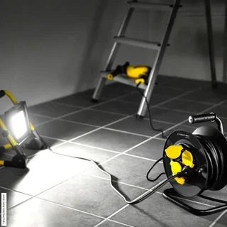 Enrouleur câble 20m 4 prises IP44 Trotec PVD1EU chantier