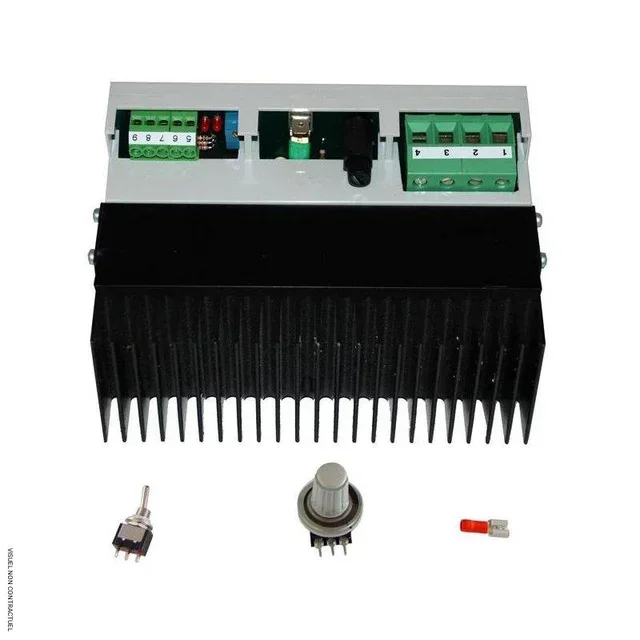 STAR5 Dimmer 9000W Dreiphasig Hutschiene 9 Module Star Progetti