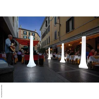 Supporto luminoso OBELISK polietilene HELIOSA Star Progetti 208 cm